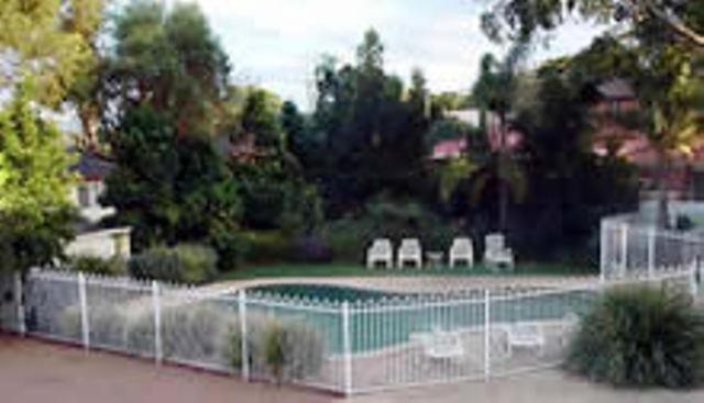 Lake Haven Motor Inn Gorokan Exterior foto
