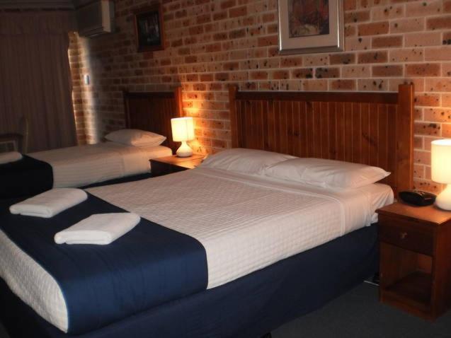 Lake Haven Motor Inn Gorokan Zimmer foto